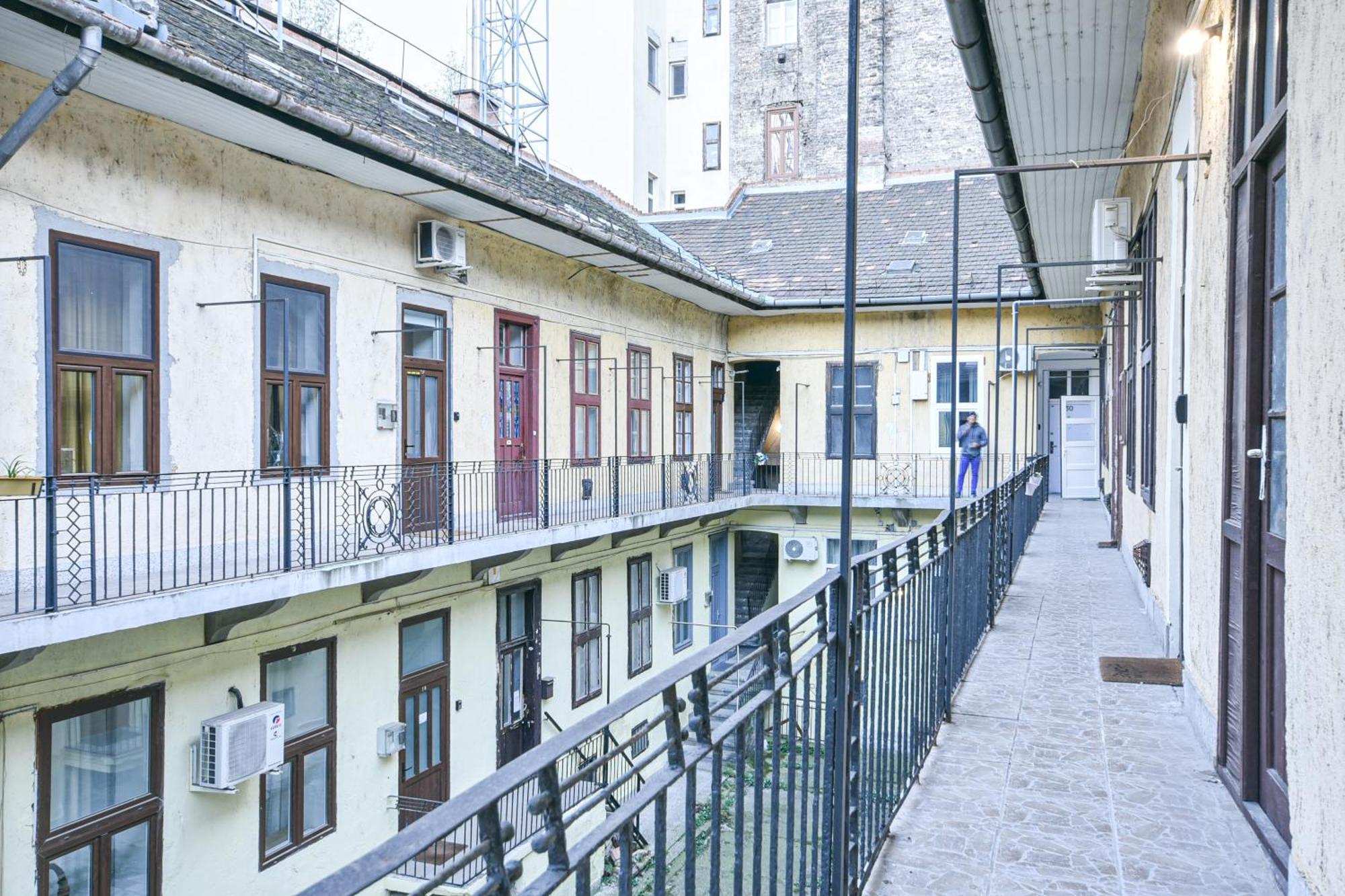 Peaceful Soho Апартаменты *